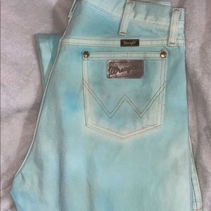 Turquoise Wrangler Jeans 33x34